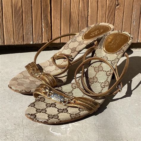 sandália gucci|authentic Gucci sandals.